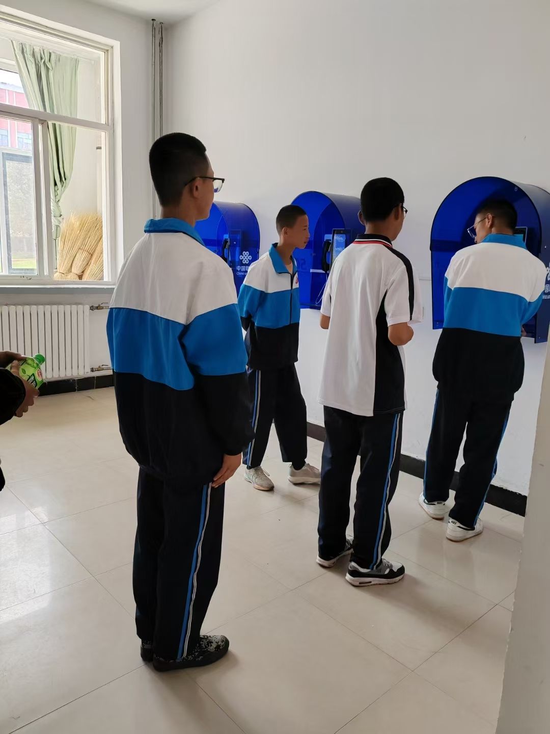 微信视频电话：校园里的沟通新桥梁